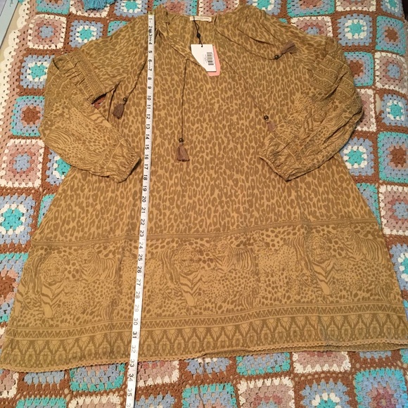 Spell Wild Thing Tunic - Picture 12 of 15